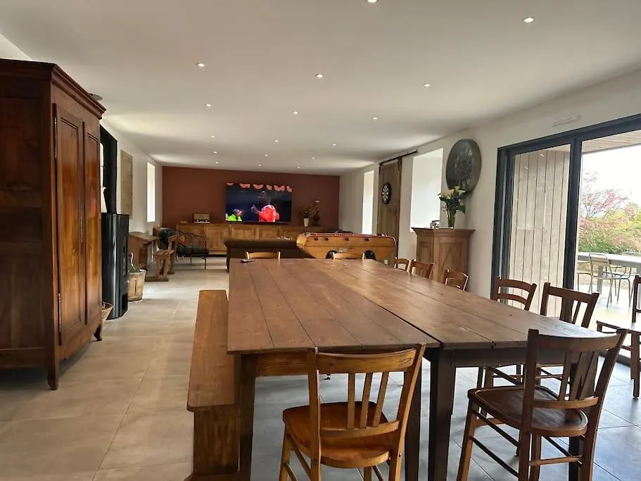 Entre St Malo Et Rennes, Grande Maison 12 Couchages Chez Yvonne Irodouer 0*,