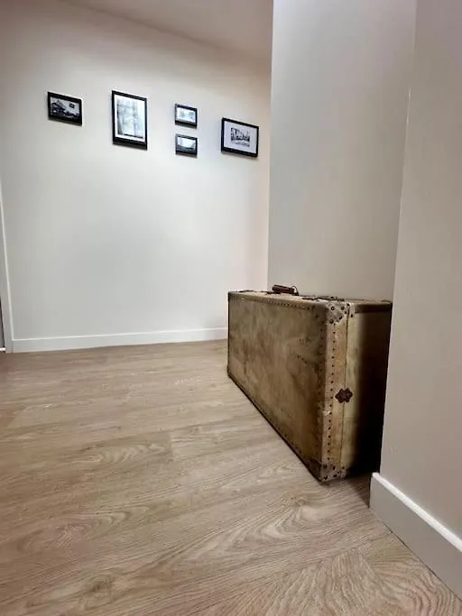 Entre St Malo Et Rennes, Grande Maison 12 Couchages Chez Yvonne Irodouer 0*,  France