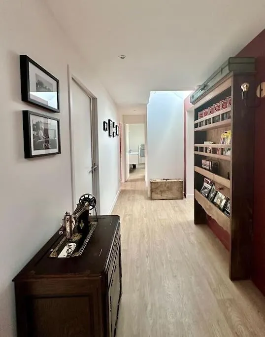 Entre St Malo Et Rennes, Grande Maison 12 Couchages Chez Yvonne Irodouer 0*,  France