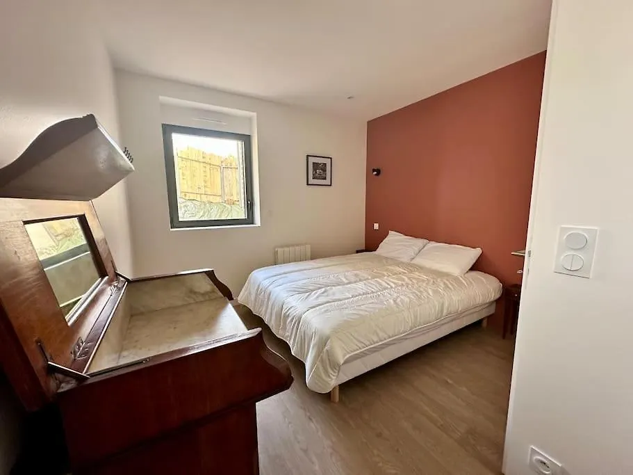 Entre St Malo Et Rennes, Grande Maison 12 Couchages Chez Yvonne Irodouer
